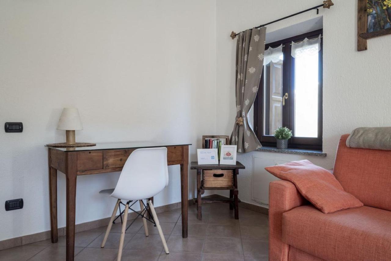 Maison Mey - Cir Vda Gignod 008 Aosta Dış mekan fotoğraf