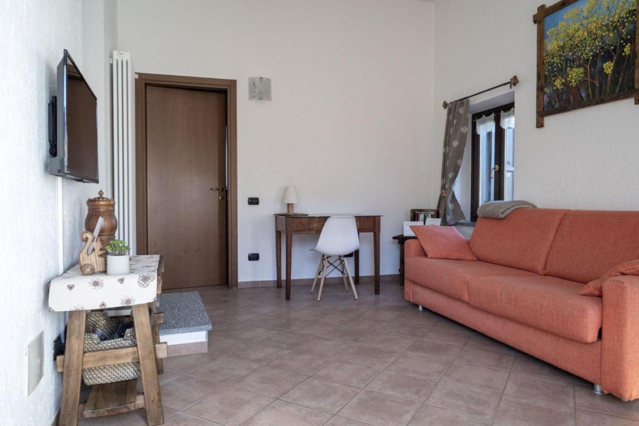 Maison Mey - Cir Vda Gignod 008 Aosta Dış mekan fotoğraf