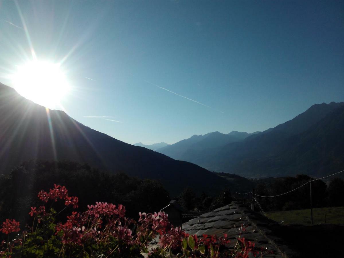 Maison Mey - Cir Vda Gignod 008 Aosta Dış mekan fotoğraf